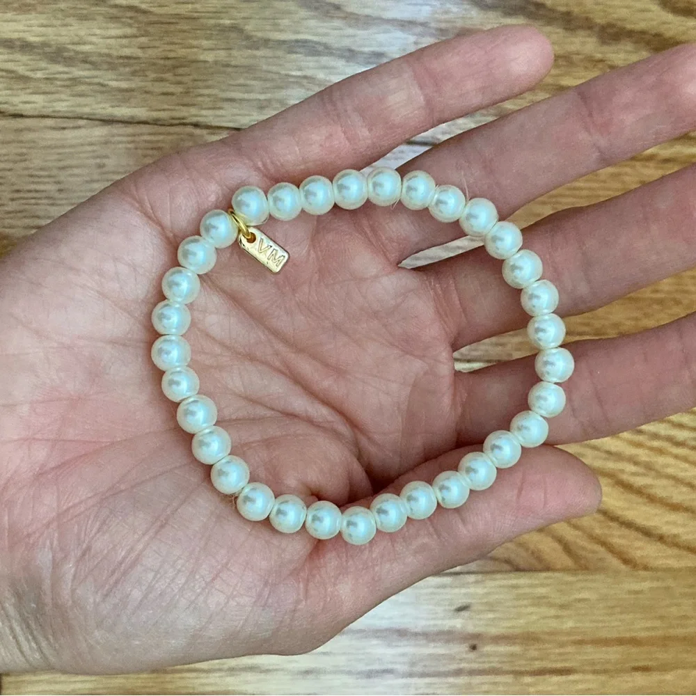 New Vanessa Mooney pearl bracelet